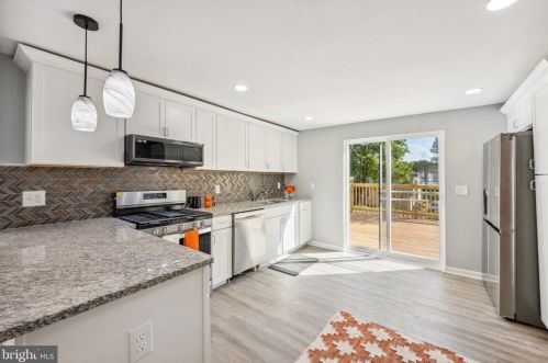 6240 Clayton Ave, Camden NJ 08109-1305 exterior