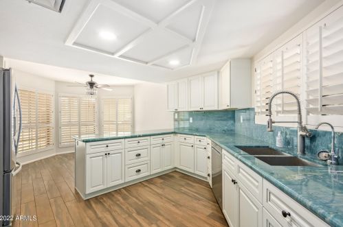 11648 41st Pl, Phoenix AZ  85028-2214 exterior