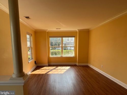 297 Fountayne Ln, Trenton NJ 08648-2672 exterior