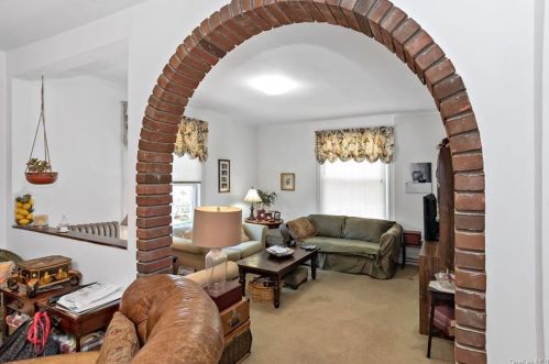 111 Rich Ave, Mount Vernon NY 10550-1510 exterior