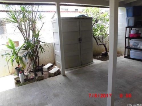 715 Umi St, Honolulu HI 96819-2321 exterior