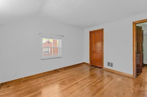 1206 Cir Dr, Pittsburgh PA 15221-4502 exterior