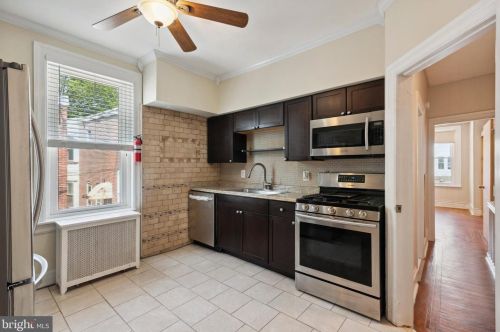 6252 Larchwood Ave, Philadelphia PA 19143-1912 exterior