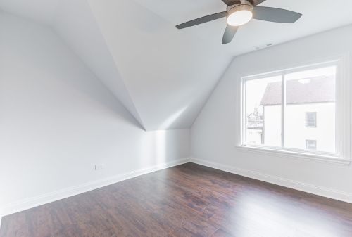 25 118th Pl, Chicago IL 60628-5801 exterior