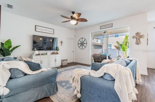 3031 Meadow St, Tampa FL 33611-5519 exterior