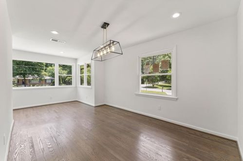 1922 Jacolyn Pl, Atlanta GA  30329-3316 exterior