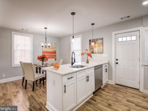 432 Orange St, Washington DC  20032-1622 exterior