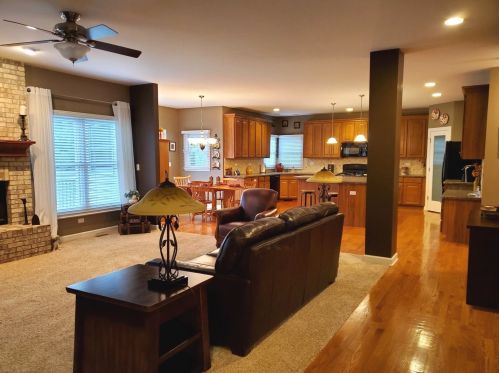 2203 Timberline Trl, Bull Valley IL 60098-8759 exterior