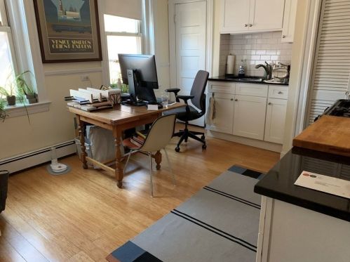 35 Myrtle St, Boston MA 02108 exterior