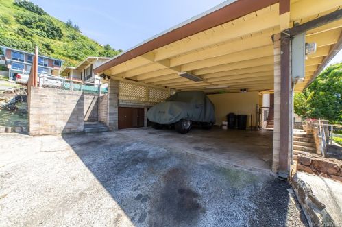 1835 10th Ave, Honolulu HI 96816-2943 exterior