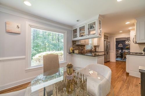 2201 Valley Creek Cir, Lithonia GA  30078-2532 exterior