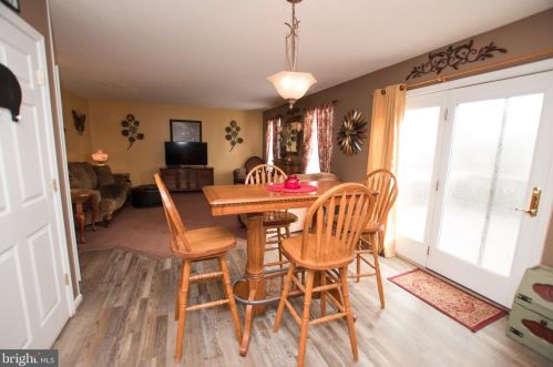 22 Ash Dr, Littlestown PA 17340-9476 exterior