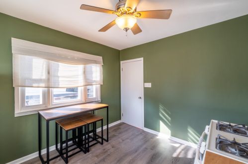 3758 5 Pl, Milwaukee WI 53204-3906 exterior