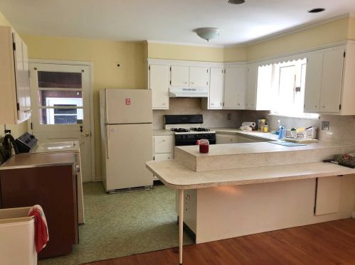 13 Idlewild Dr, Poughkeepsie NY 12601-6601 exterior