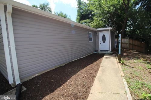 2704 Harris Ave, Silver Spring MD  20902-2011 exterior