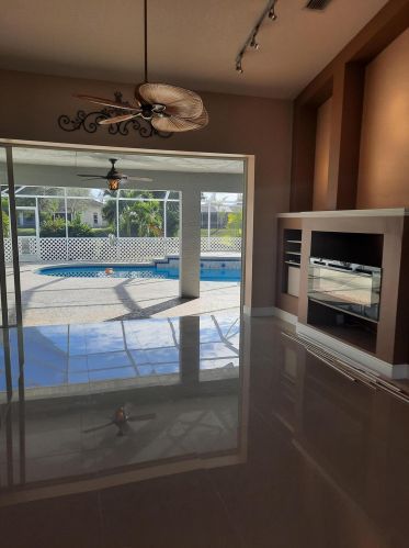 474 Carter Ave, Fort Pierce FL 34983-2999 exterior