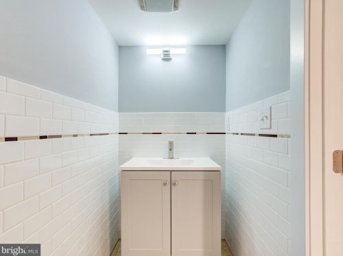 719 Cantrell St, Philadelphia PA 19148-3245 exterior