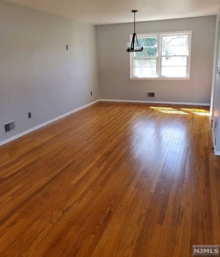 115 Cypress Rd, Dumont NJ  07628-1010 exterior