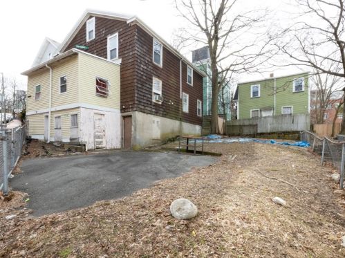 18 Gardner St, Boston MA  02119-1518 exterior