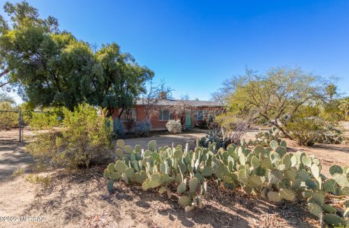 5252 18th St, Tucson AZ 85719-6760 exterior