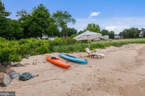 24842 Deepwater Point Dr, Saint Michaels MD 21663-2319 exterior