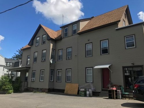 8 Lowell St, Worcester MA 01603-2607 exterior