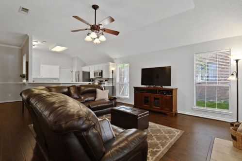 11012 Huntington Rd, Frisco TX 75035-7554 exterior