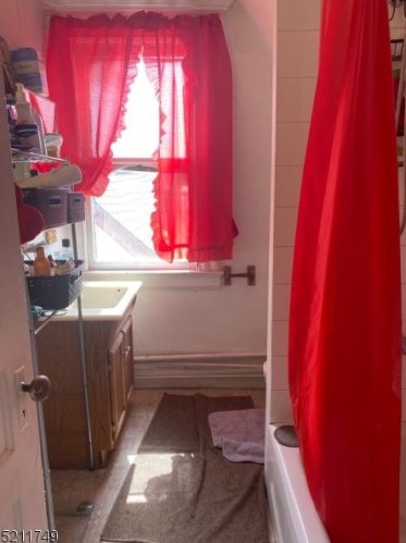 121 Seymour Ave, Newark NJ 07108-1714 exterior