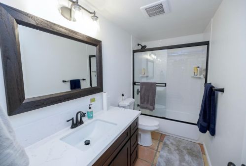 1267 Canal Dr, Turlock CA  95380-4159 exterior