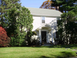 141 Dickerman Rd, Newton, MA 02461-1339