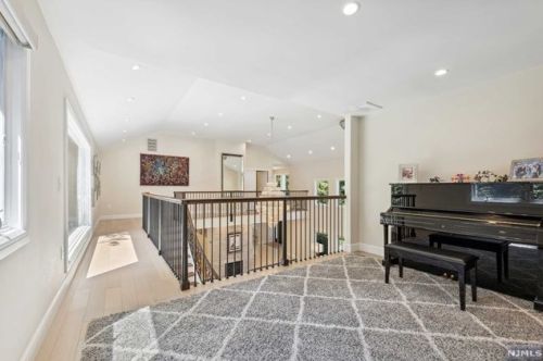 177 Orchard Rd, Demarest NJ  07627-1715 exterior