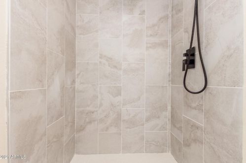 1427 El Camino Dr, Phoenix AZ 85051-4626 exterior