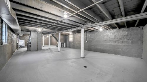 1215 71st Pl, Chicago IL  60619-1305 exterior