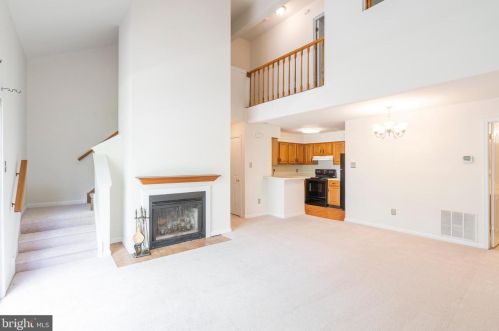 804 Foxmeadow Dr, Limerick PA  19468-1536 exterior