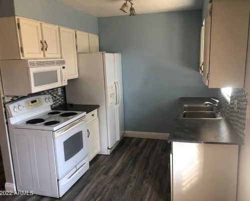 19625 16 Dr, Phoenix AZ 85015-1429 exterior