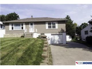 8824 Franklin St, Omaha, NE 68114-1363