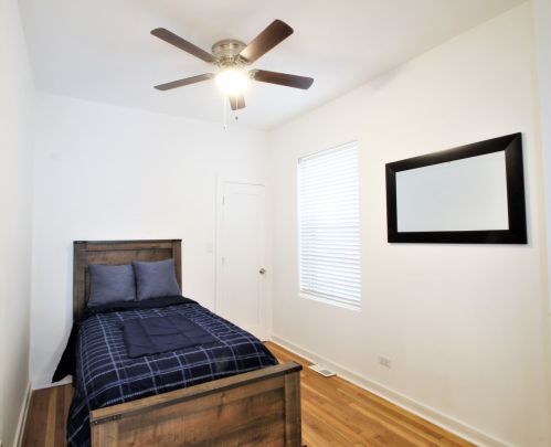 7807 Carpenter St, Chicago IL 60620-2922 exterior