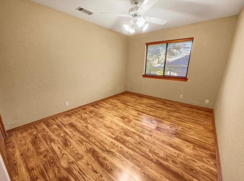 7206 Anaqua Dr, Austin TX 78750-7929 exterior