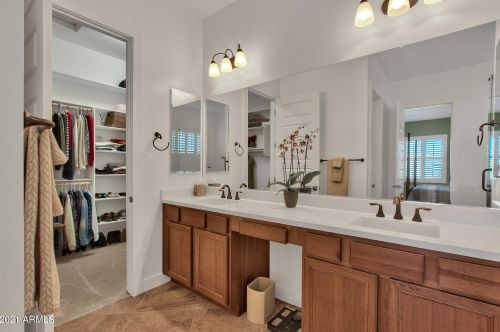 30909 27th Ave, Phoenix AZ 85086-8747 exterior