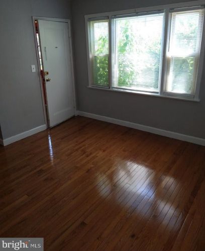 5024 Astor Pl, Washington DC  20019-7610 exterior