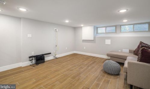 1605 18th St, Philadelphia PA  19145-1402 exterior