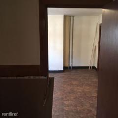 32 Cummins Hwy, Boston MA  02131-2503 exterior