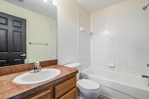 2035 Fiesta Ridge Ct, Tampa FL  33604-7702 exterior