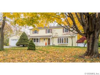 180 Hibiscus Dr, Rochester, NY 14618-4438