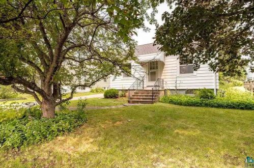 4521 Oneida St, Duluth, MN 55804-1534