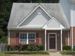 112 Horse Run Dr, Chesapeake, VA 23322-5323