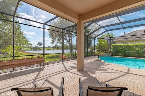 7638 Mulberry Ln, Naples FL 34114-9439 exterior