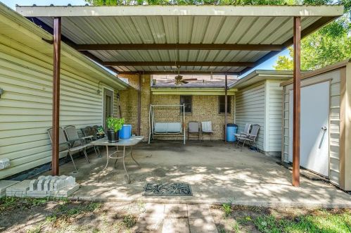 149 Suzanne Ter, Burleson TX 76028-5617 exterior