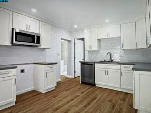 1966 Ayers Rd, Concord, CA 94521-1405