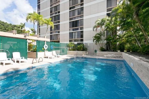 1441 Piikoi St, Honolulu HI 96822-4086 exterior